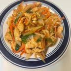 Best Hot and Spicy Chicken（干烧鸡） in Elgin, IL